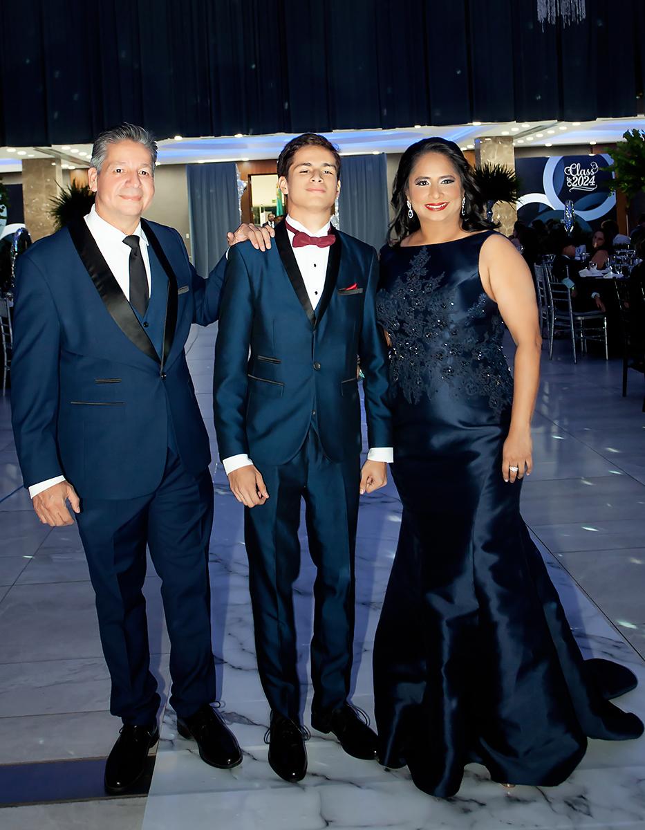 Alexis Vallecillo, Alexis Vallecillo y Dania Hernández