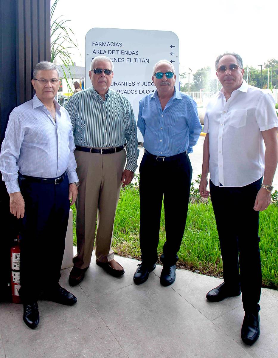 Spyro Maalouf, Chucry y Camilo Kafati.