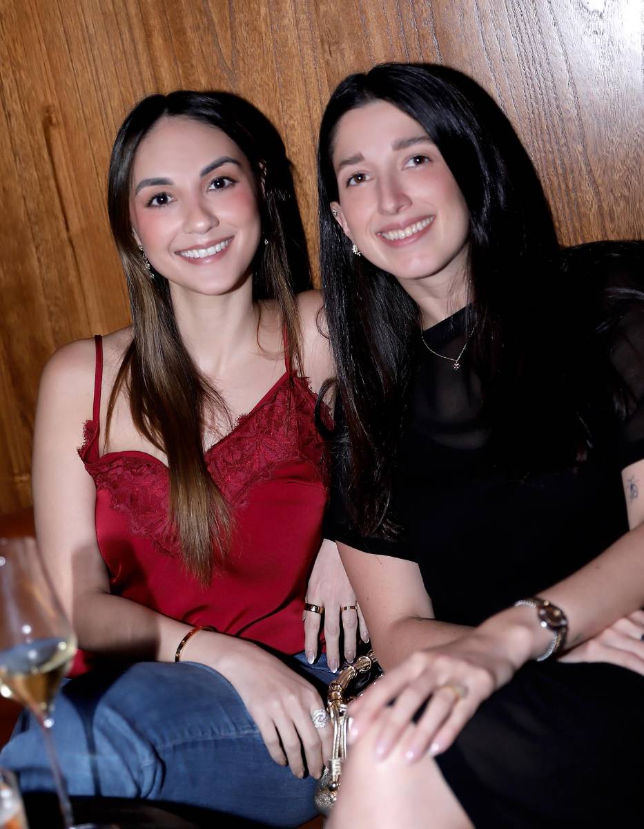 Ana Valeria Villela y Francesca García