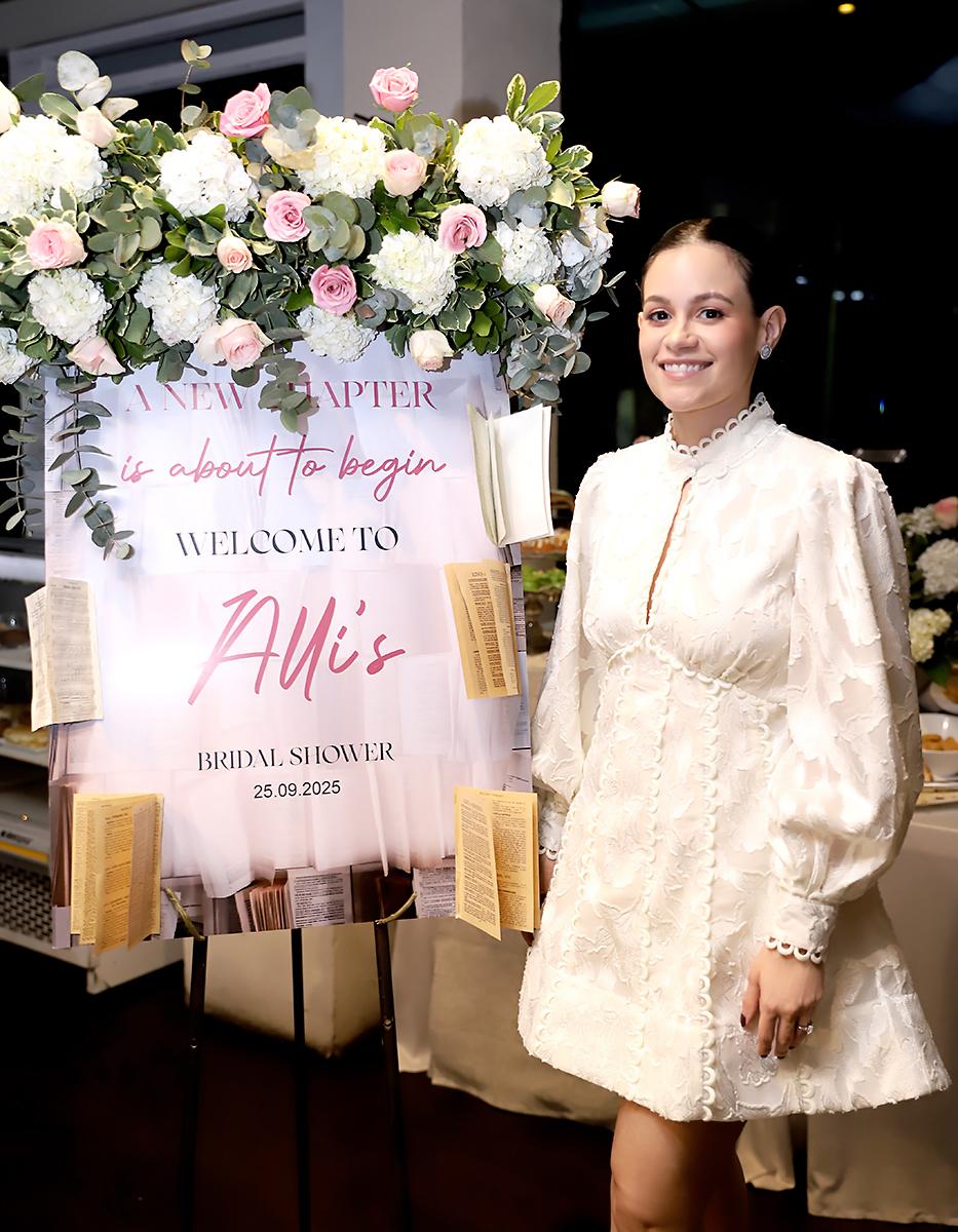 <i>“A new chapter is about to begin”,</i> fue la frase que dio la bienvenida al encantador bridal shower en honor a Allison Rivera Salazar, una novia apasionada por la lectura que pronto unirá su vida a José Armando Erazo.