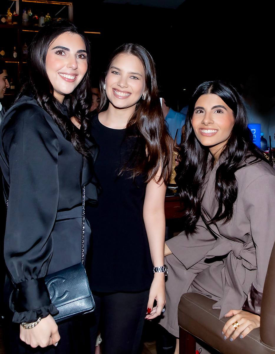 Vivian Atala, María Eugenia Salgado y Viviana Faraj.