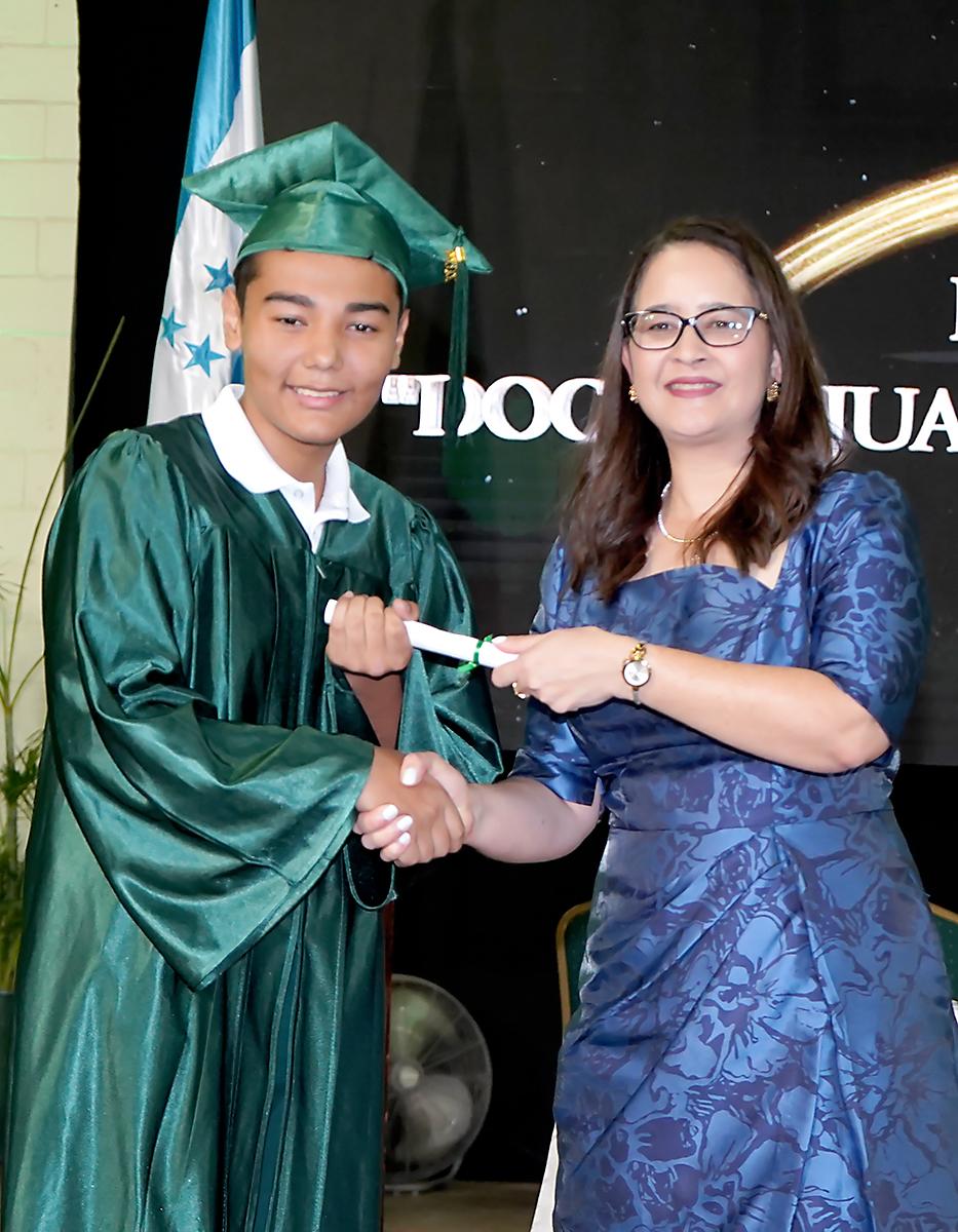 Graduación de los seniors 2024 de Elvel School