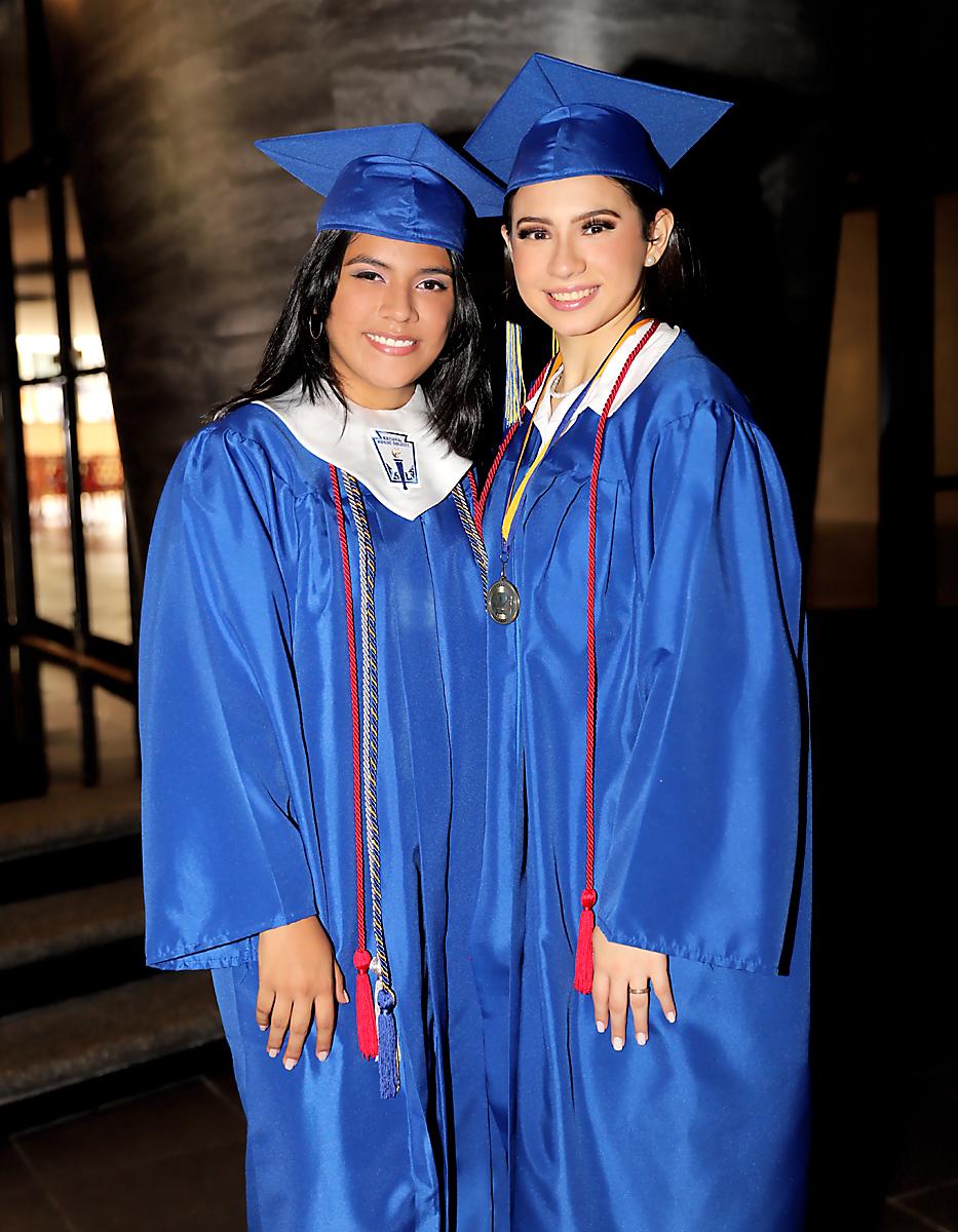 Génesis Castro y Rebeca Gonzáles