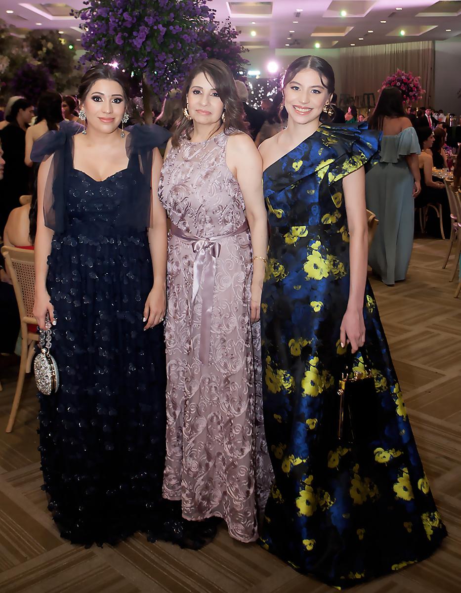 Ana Rivera, Lourdes Fernández y Ana Lanza.