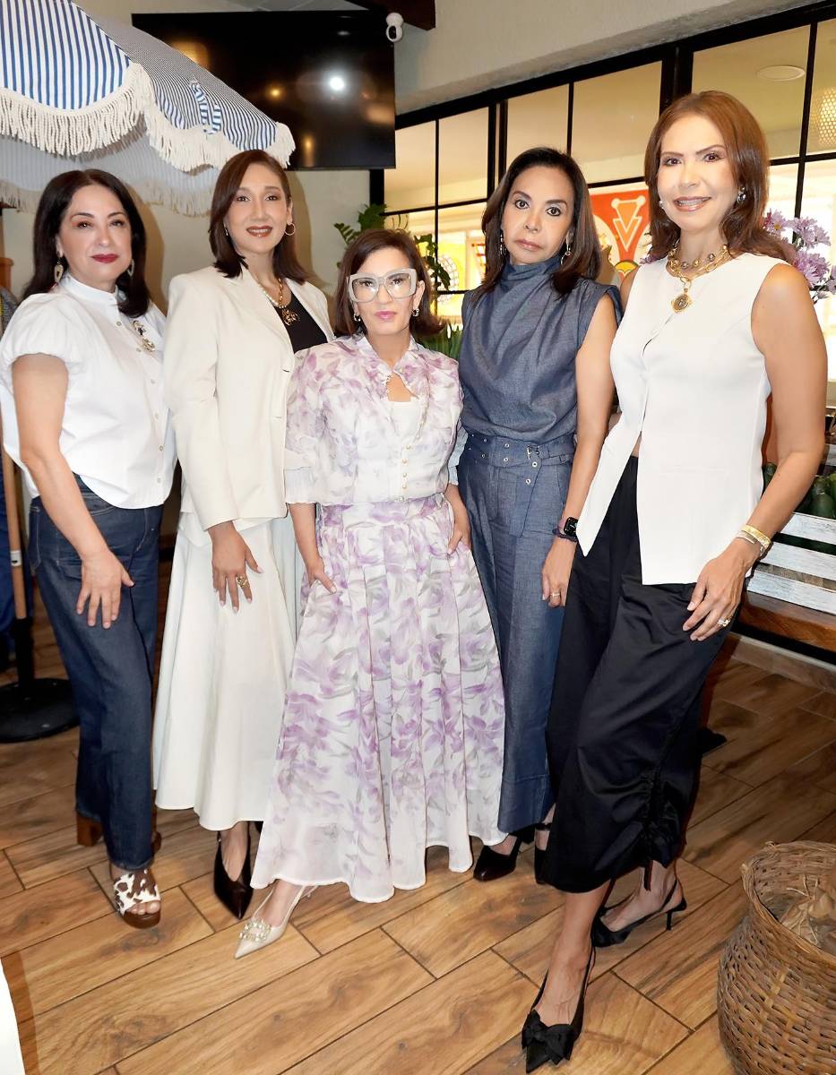 Marisela Cano, Ninette Espinoza, Blanca Bendeck, Golda Santos y Cecilia Bertrand