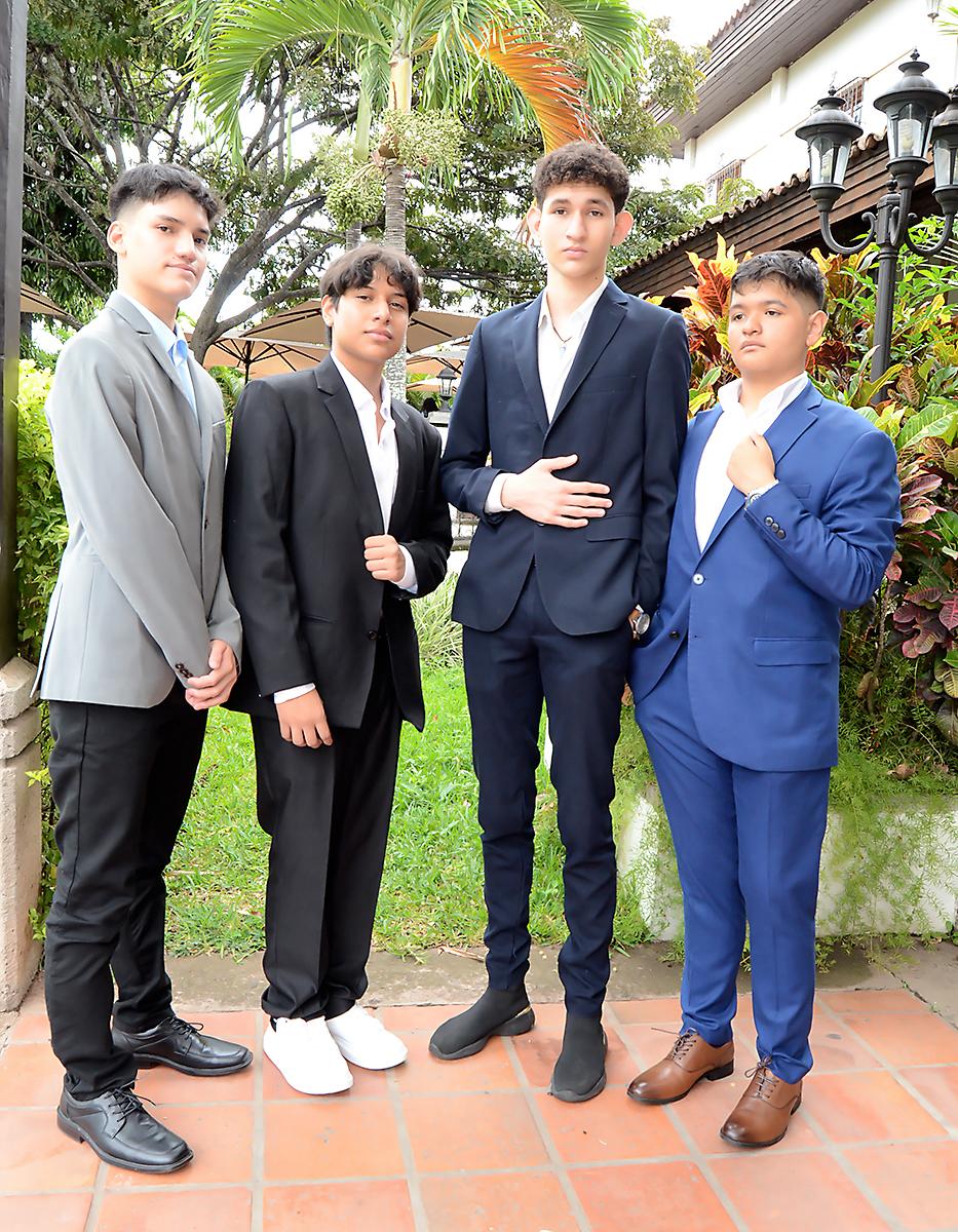 Brayan Carbajal, Francisco Núñez, Rony Núñez y Mauricio Oliva.