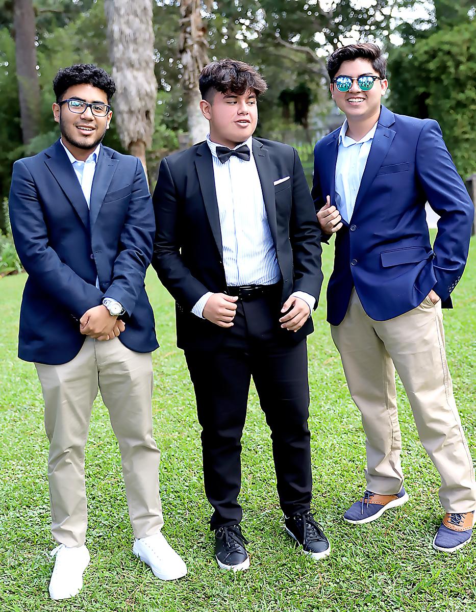Kevin Barrientos, Erwin Mayes y Sebastián Barrientos