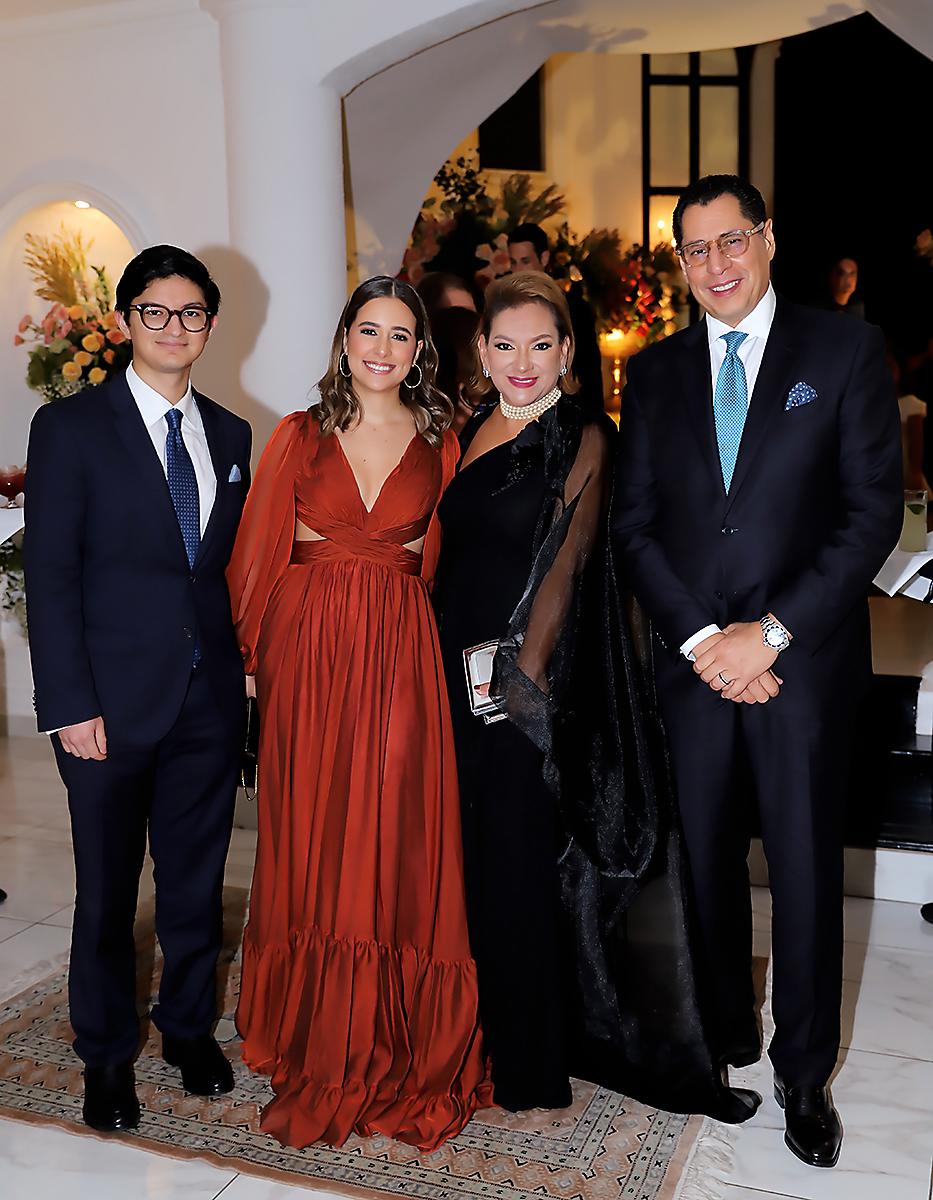 La inolvidable boda de Próspero Castellanos y María Isabel Simón