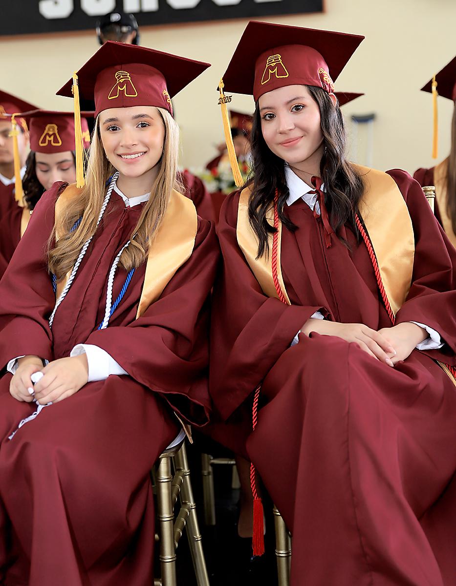 Ximena Álvarez y Marissa Amador.