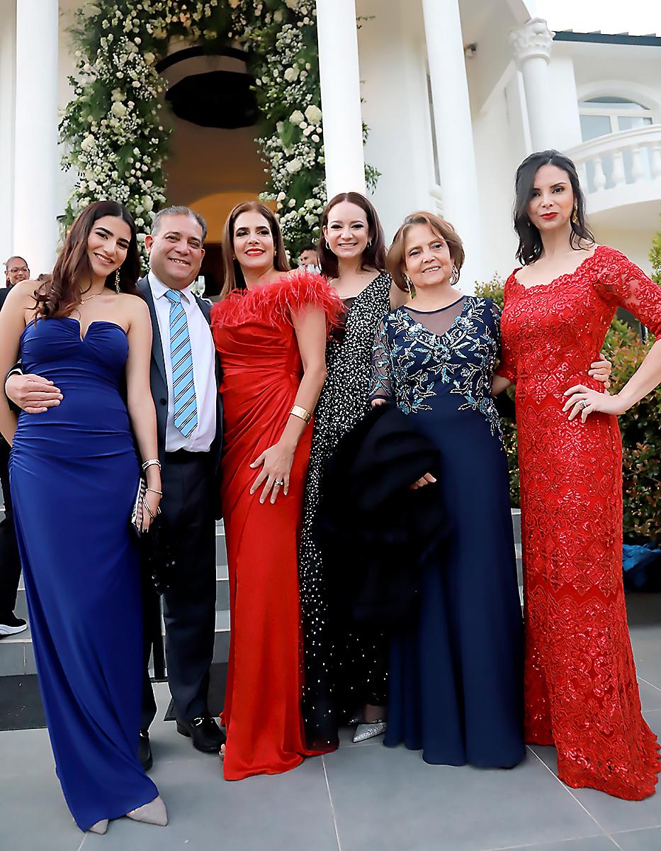 Adriana, Plutarco y Paty Rivera, Sydney Feinglass, Salome Castellanos y Luisa Feinglass