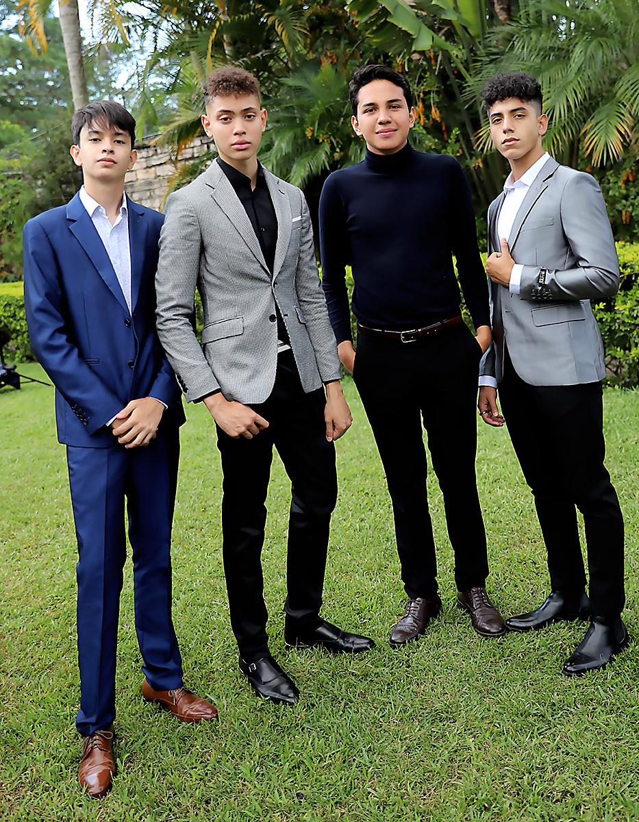 Erick Hernández, Rafael Turcios, Carlo Moreno y Diego Rosales