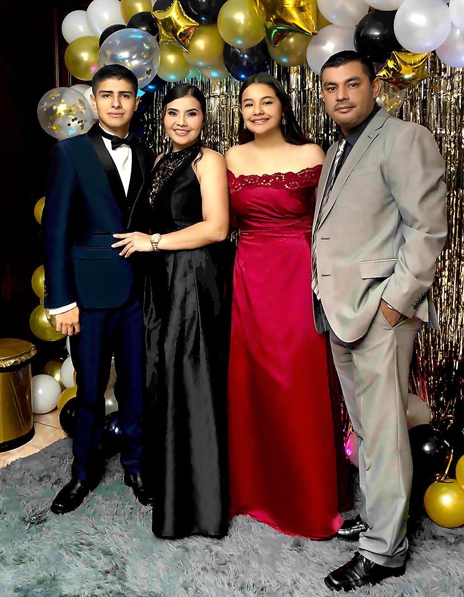 Grad night de la clase 2023 de la International American School