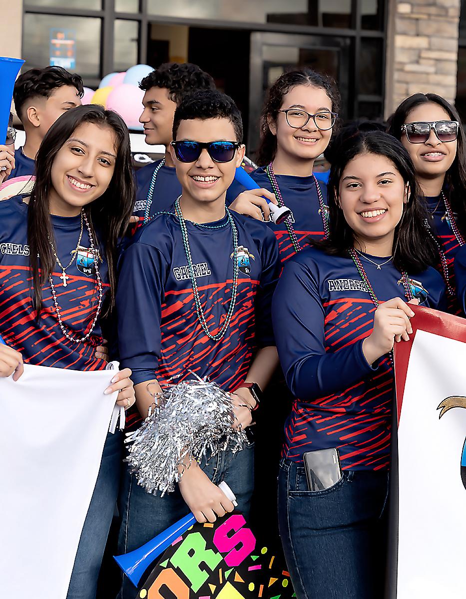 Chelsea Guevara, Gabriel Coello, Sofía Bustillo y Andrea Matute