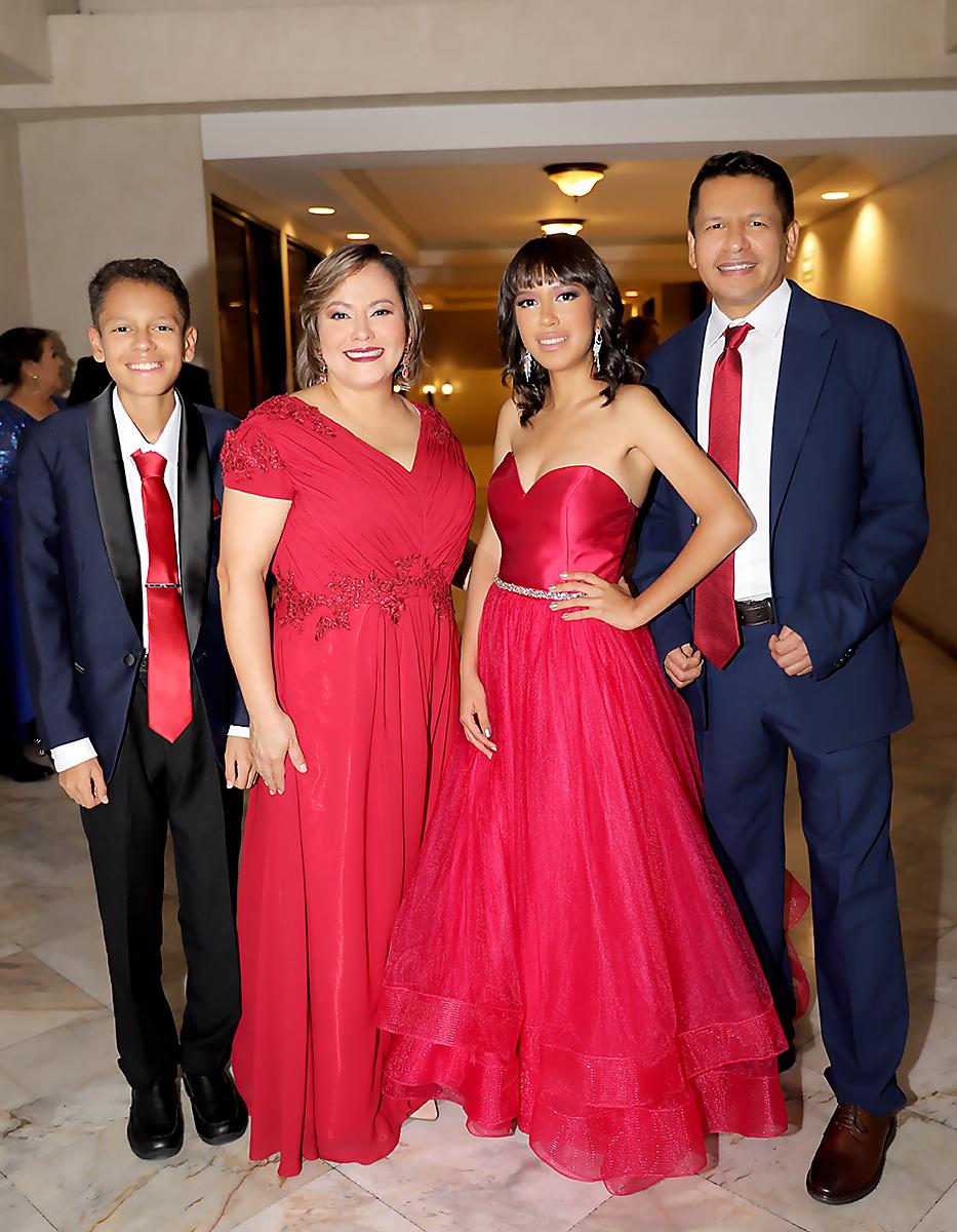 Así se vivió la PROM NIGHT 2023 de la Mayan School