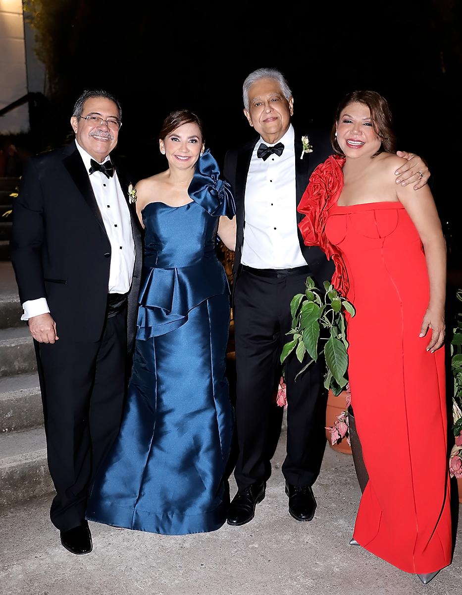  Próspero y Lía Castellanos con René y Laura Simón