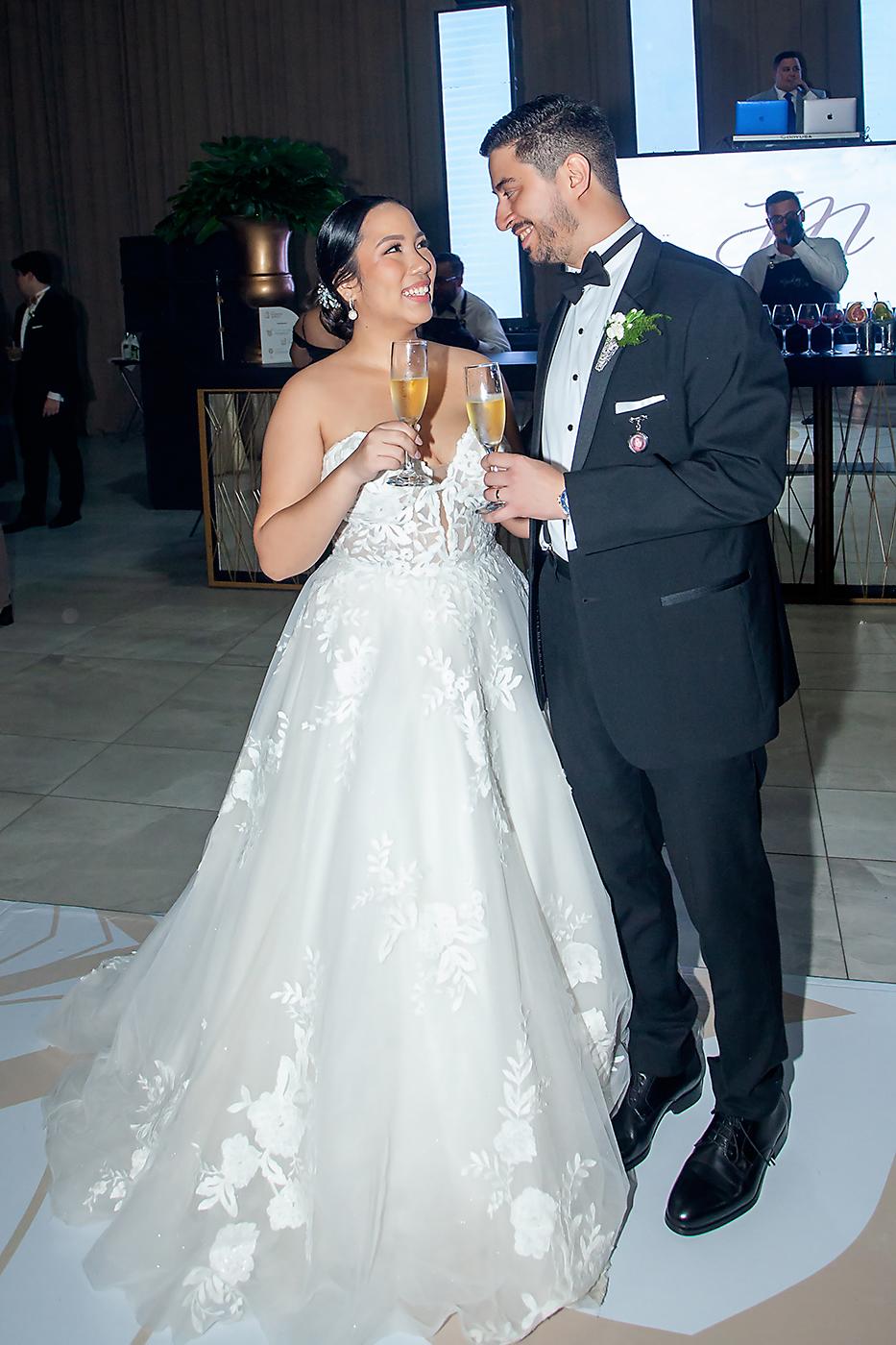 La boda eclesiástica de Carlos Pineda y Nidia León