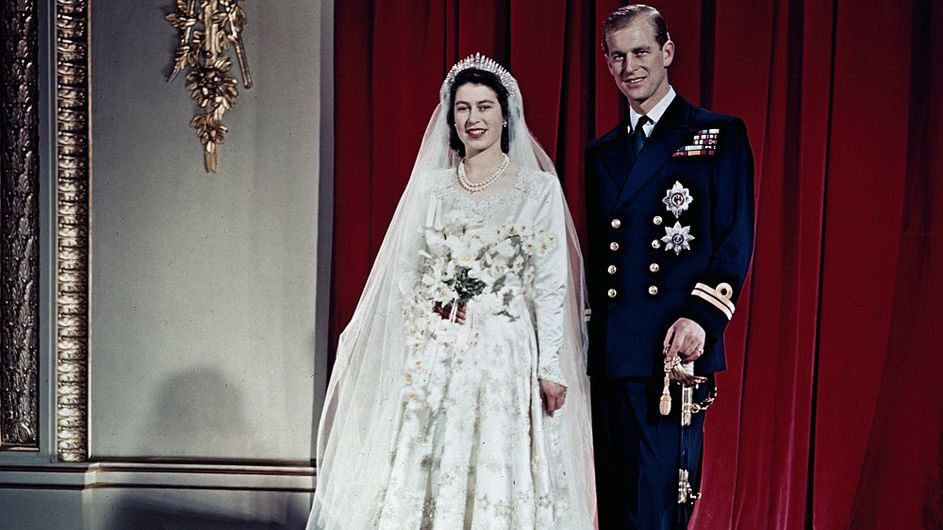 El estilo de la reina Isabel II a través de los años