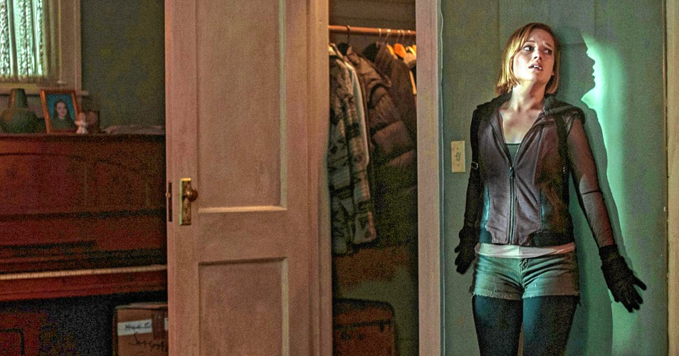 <b>21. Jane Levy</b>Levy, una incorporación más reciente en la industria, ha brillado en películas como el remake de “Posesión infernal” y “No respires”, demostrando un innato talento en el género del terror. Su presencia en pantalla junto al villano interpretado por Stephen Lang aporta una intensidad y química oscura esenciales para el cine de horror.