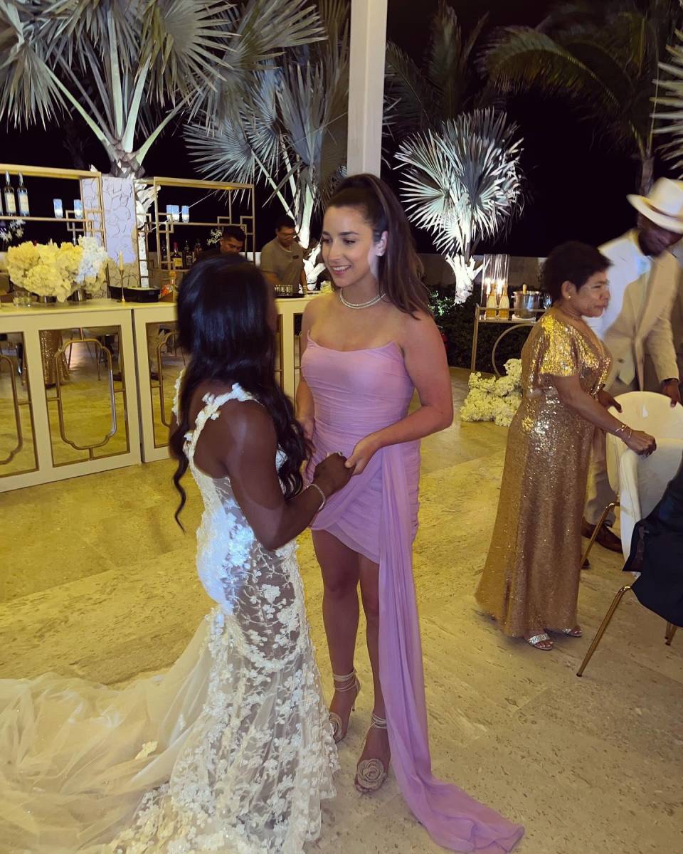 Así fue la boda de Simone Biles y Jonathan Owens