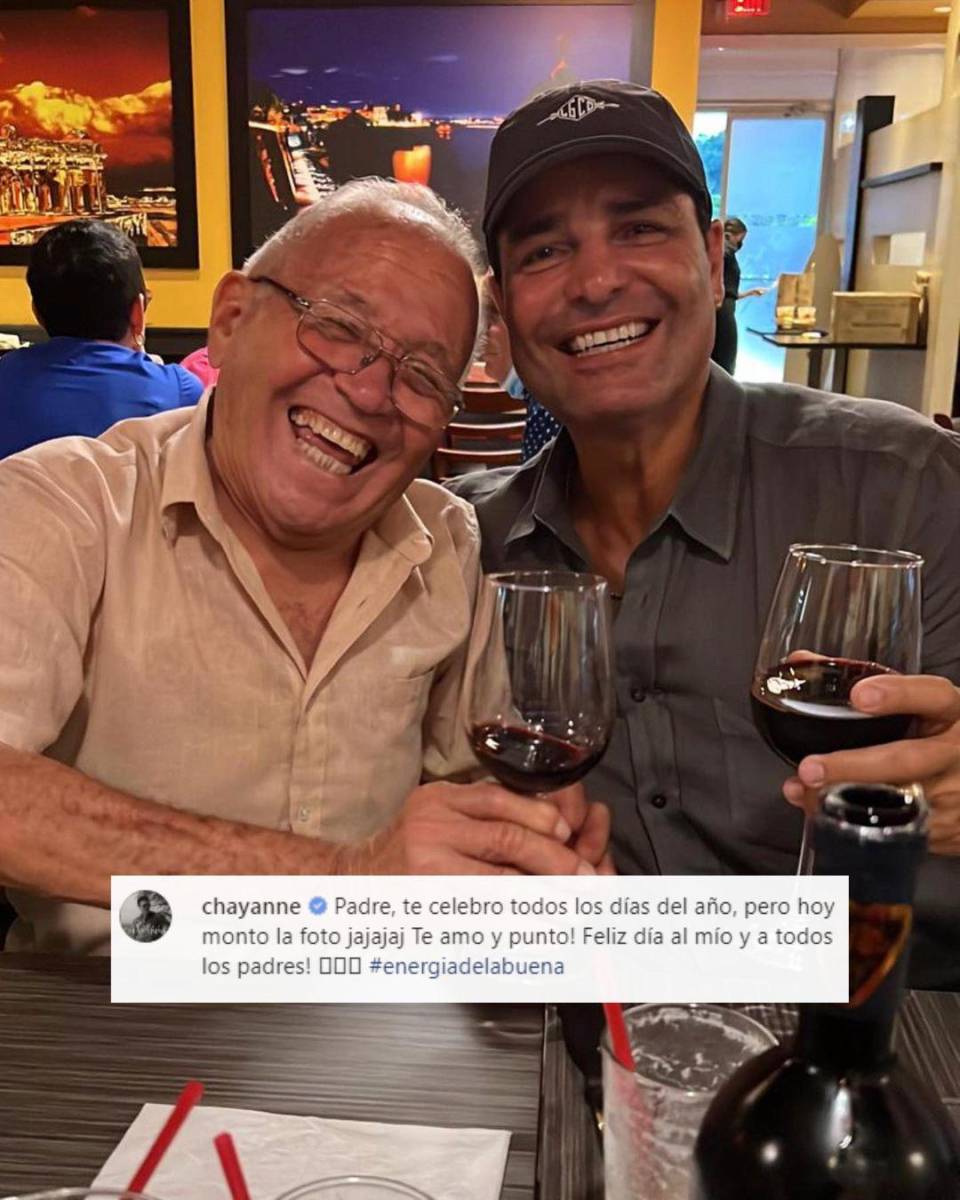 Chayanne, el papá de toda Latinoamérica, también compartió un mensaje para su padre, el abuelo de la nueva generación. 