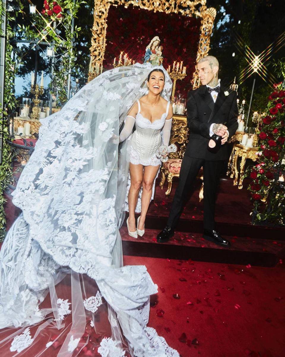 La boda de Kourtney Kardashian y Travis Barker en Italia