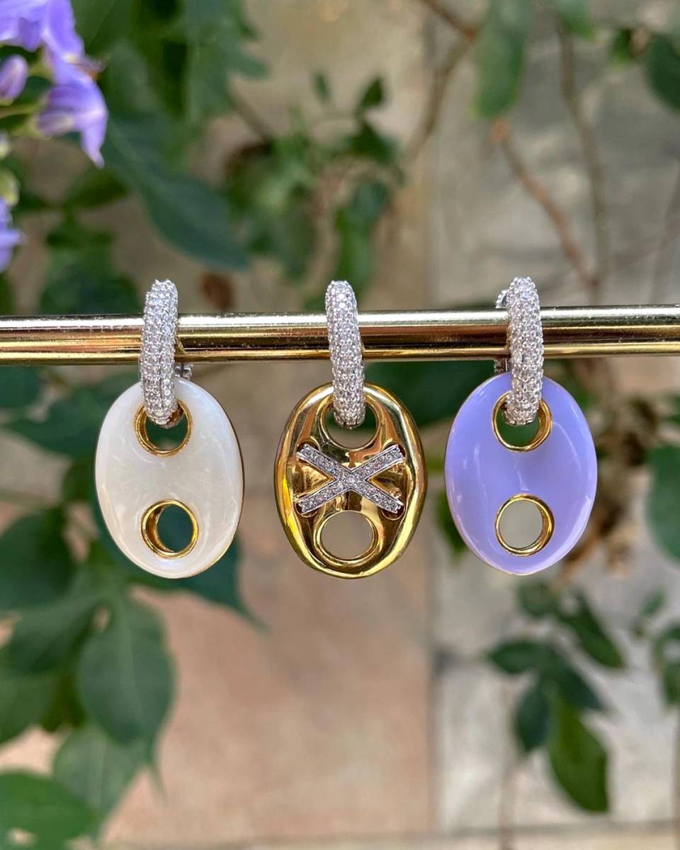 <b>KONSEPT STORE.</b> Una lifestyle brand inspirada en el diseño, cultura y la moda turca. Konsept fue creada para la mujer moderna y atrevida con una gama de productos fuera de lo común. @konseptstore_hn