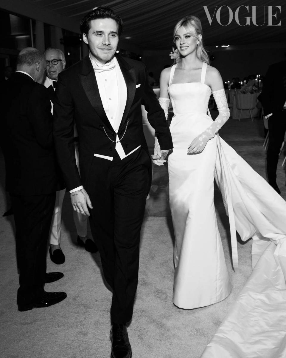 La historia de amor entre ambos inició en una fiesta de Halloween organizada por Leonardo DiCaprio. Ahí se conocieron y después comenzaron su relación.