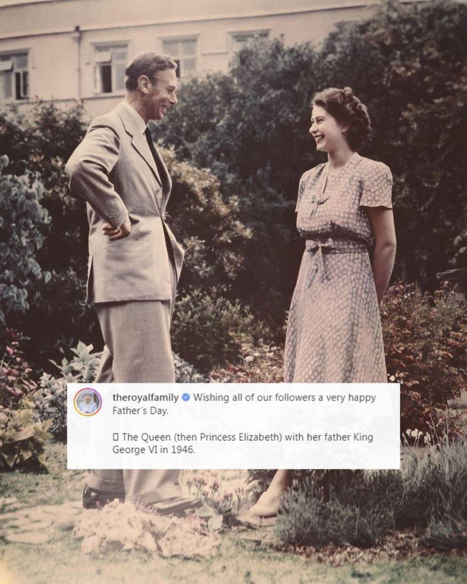 La cuenta oficial de la familia real británica nos conmovió con esta imagen de la reina Isabel junto a su padre, Jorge VII, en 1946. 