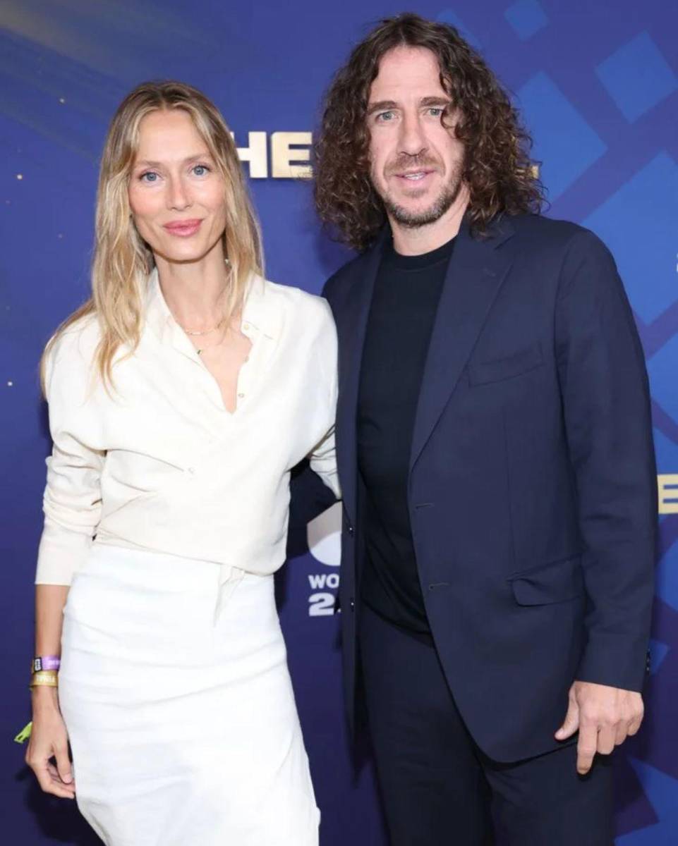 Vanesa Lorenzo y Carles Puyol.