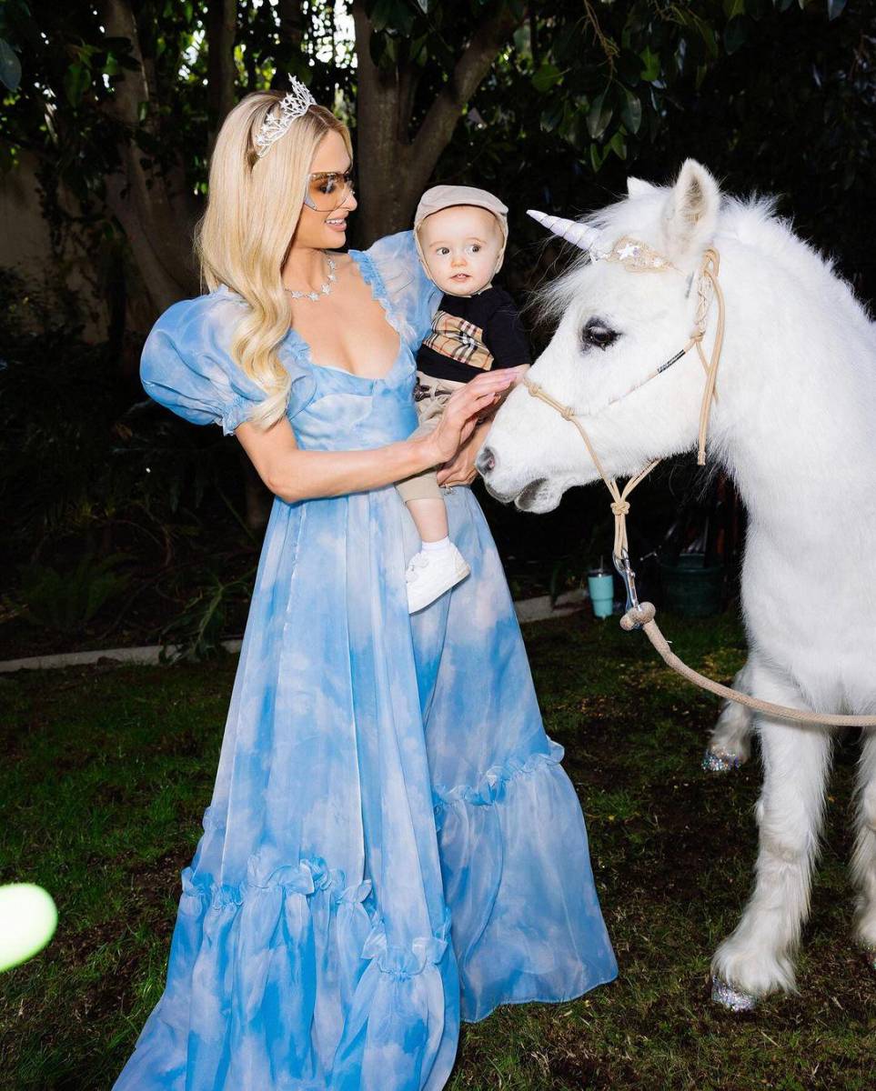 La fiesta de cumpleaños de Phoenix, el hijo de Paris Hilton