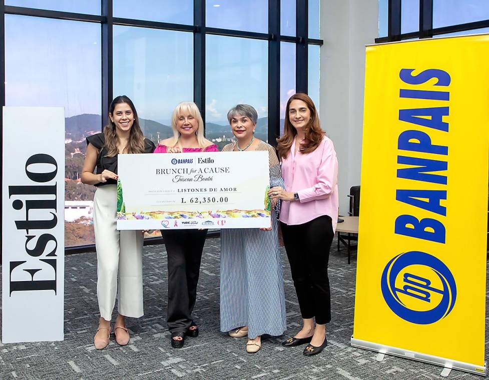 BANPAÍS y Estilo entregan donativo al Programa Listones de Amor