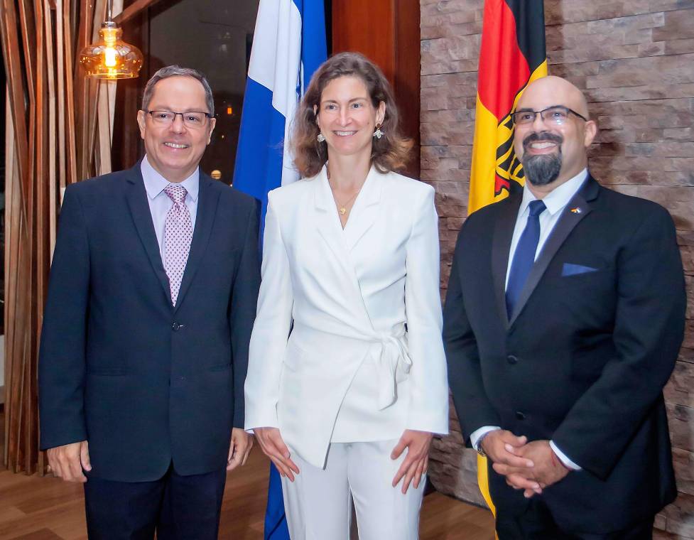 Embajada de Alemania presenta nuevo cónsul honorario