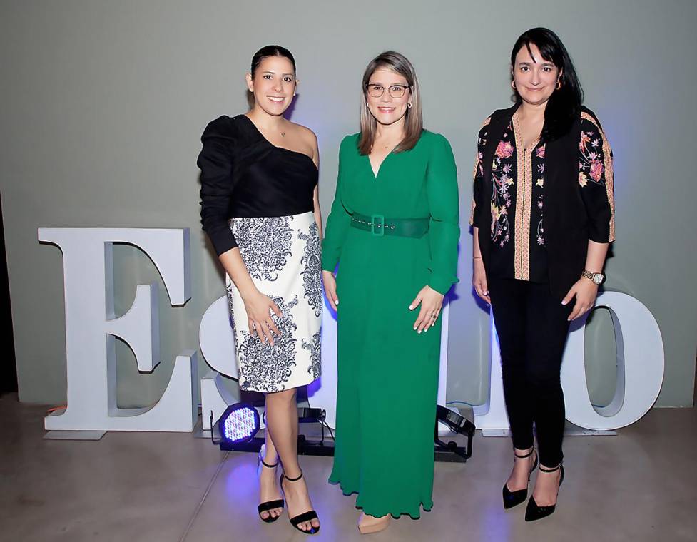 Michelle Marsan, jefe comercial de segmentos de Grupo Opsa, Astrid Carranza de Excel y Elba Teresa Pérez de Ficohsa.