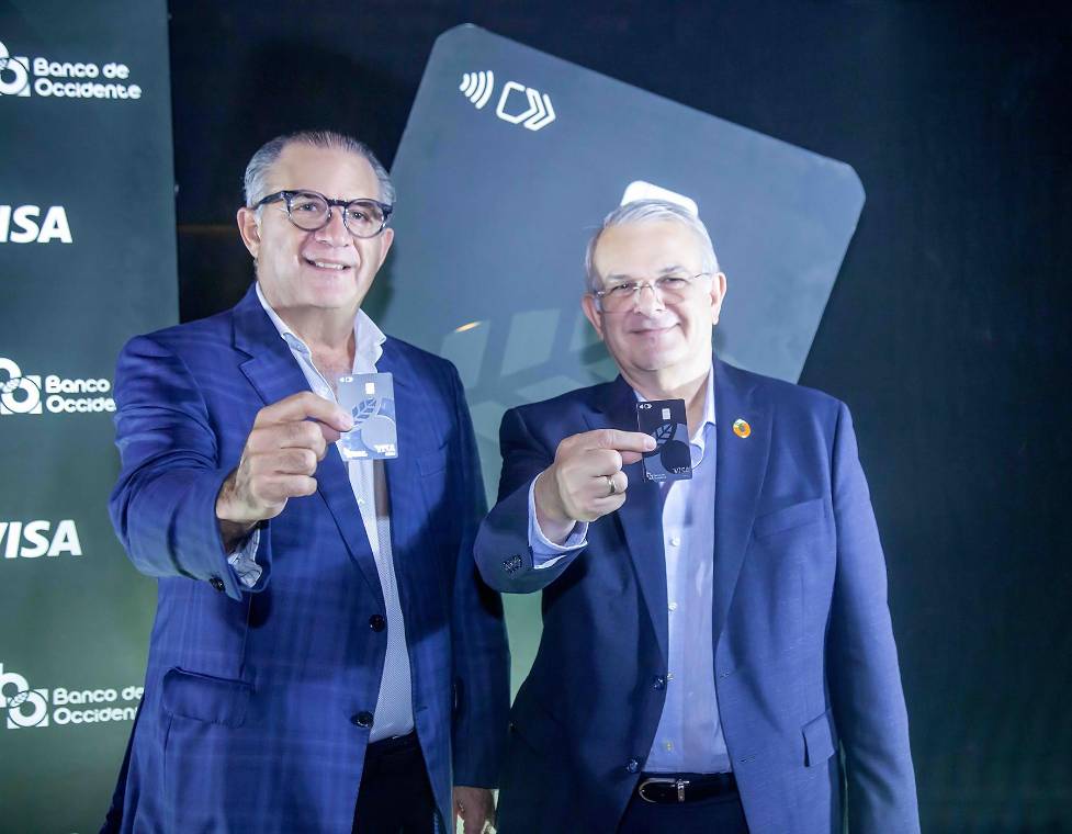 En un ambiente sofisticado y cuidadosamente diseñado para celebrar los detalles que hacen la diferencia, Banco de Occidente realizó en San Pedro Sula el lanzamiento de su tarjeta Visa Infinite. El restaurante Terra Bistro fue el escenario elegido para presentar esta propuesta premium, creada para quienes buscan transformar cada experiencia cotidiana en un momento extraordinario.