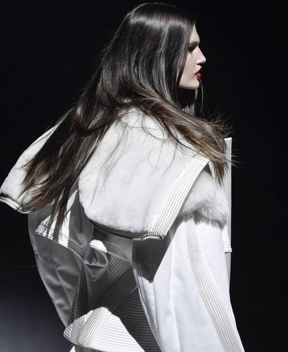 Mugler presenta colección Otoño 2023