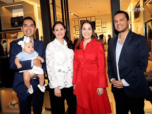 Diego y Martina Flores, Sofía Maldonado, Carmen Flores y Jorge López $!Diego y Martina Flores, Sofía Maldonado, Carmen Flores y Jorge López