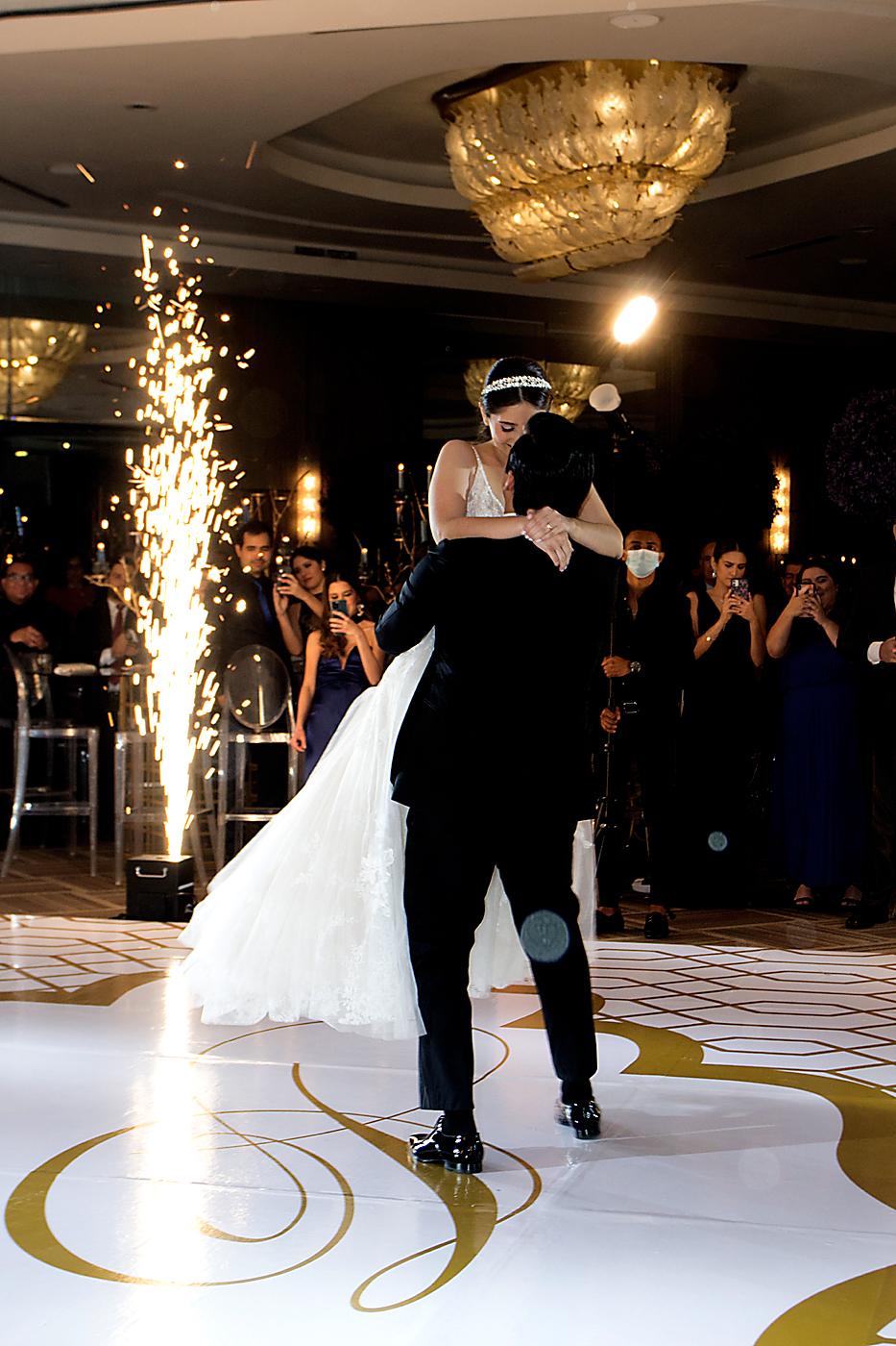 Boda eclesiástica de Diego Sikaffy y Alejandra Bográn $!Boda eclesiástica de Diego Sikaffy y Alejandra Bográn