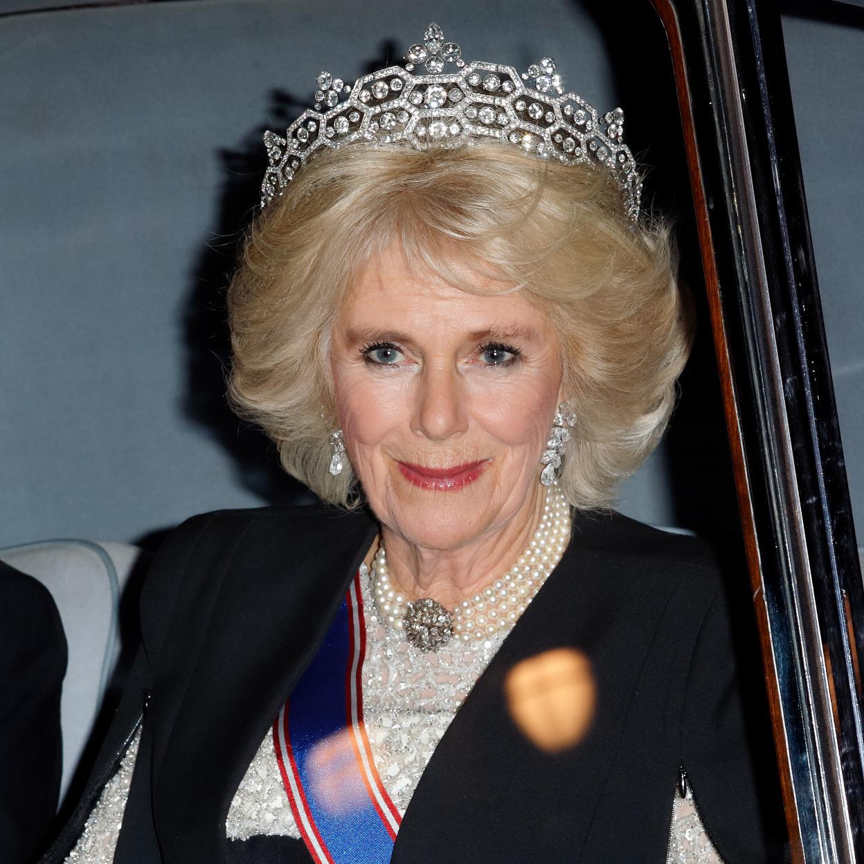 Camila usará corona de la reina María en la entronización de Carlos III $!Camila usará corona de la reina María en la entronización de Carlos III
