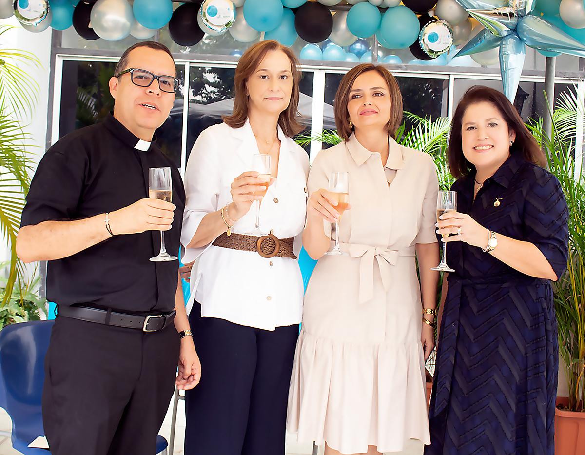 Brindis por la inauguración del Centro de Imágenes $!Brindis por la inauguración del Centro de Imágenes