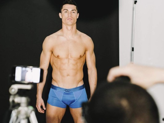 Cristiano Ronaldo presenta su colección de ropa interior CR7