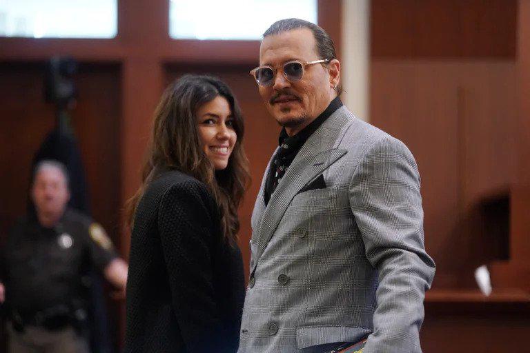 Johnny Depp y su abogada, Camille Vásquez. $!Johnny Depp y su abogada, Camille Vásquez.
