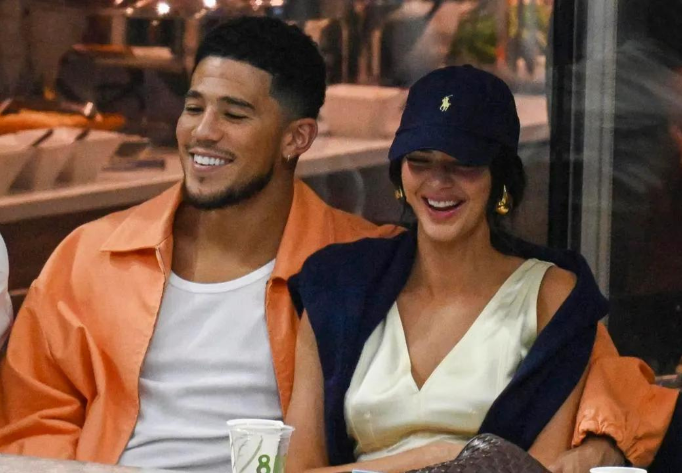 Devin Booker y Kendall Jenner tomaron la decisión de separarse. $!Devin Booker y Kendall Jenner tomaron la decisión de separarse.