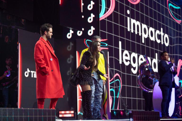 Los integrantes de RBD fueron reconocidos en los TikTok Awards en la categoría Impacto legendario $!Los integrantes de RBD fueron reconocidos en los TikTok Awards en la categoría Impacto legendario