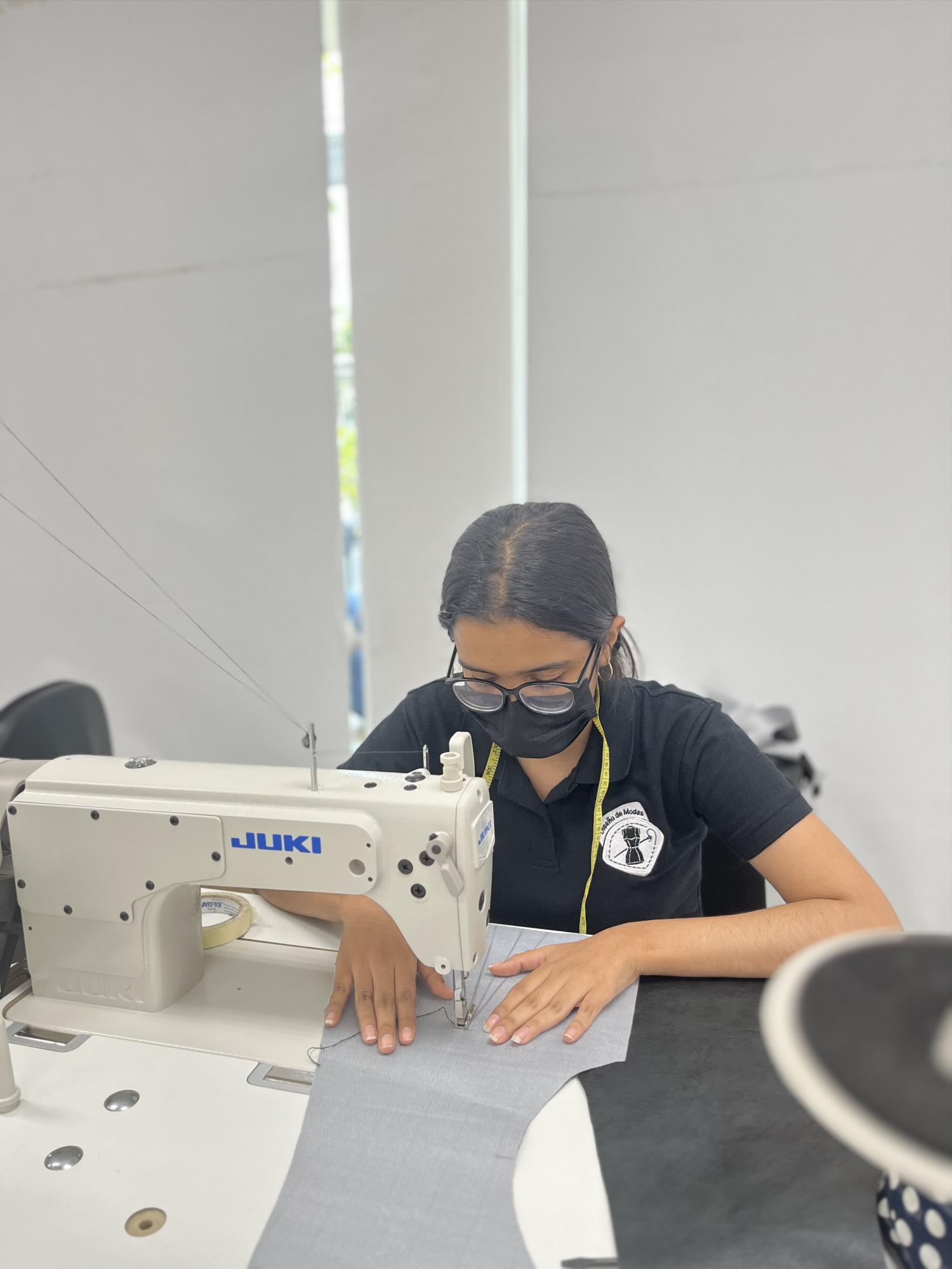 Gabriela Cáceres: De estudiante a diseñadora de moda en potencia $!Gabriela Cáceres: De estudiante a diseñadora de moda en potencia