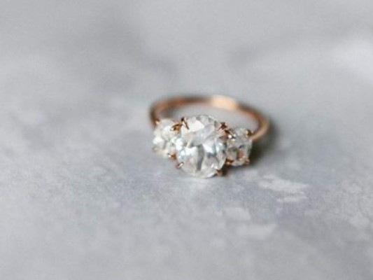 Anillo de tres diamantes $!Anillo de tres diamantes
