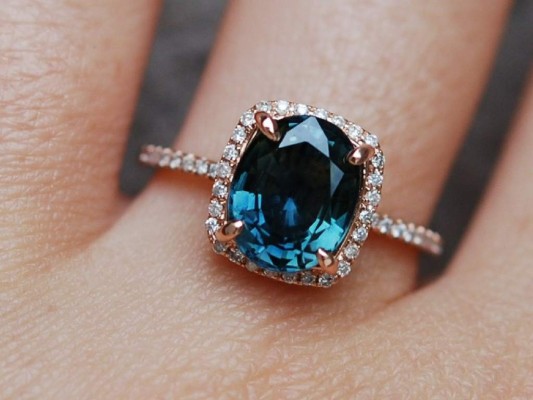 Anillo de zafiro y diamantes $!Anillo de zafiro y diamantes